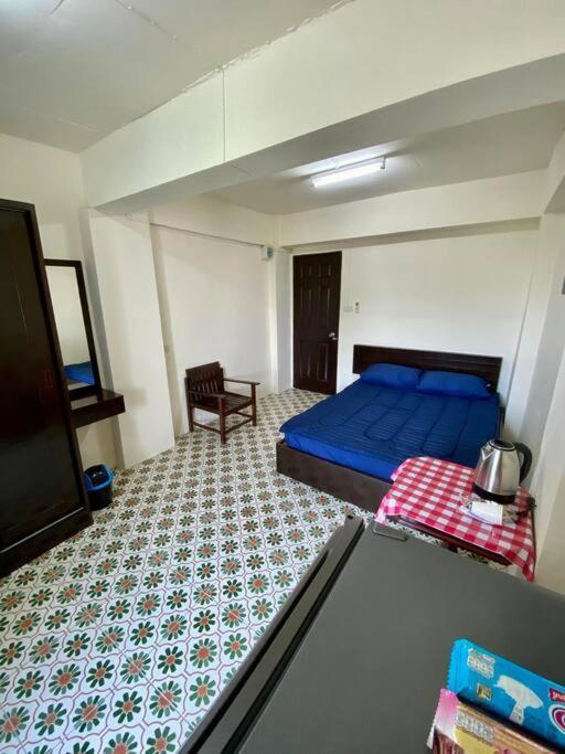 Ratanawong Place 823 Bangkok Exterior photo